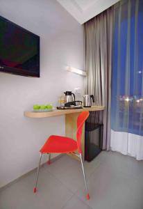 Kuchyň nebo kuchyňský kout v ubytování favehotel Cimanuk Garut
