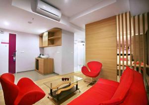 Posezení v ubytování favehotel Cimanuk Garut