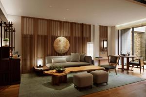 Posezení v ubytování HOTEL THE MITSUI KYOTO, a Luxury Collection Hotel & Spa