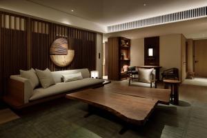 Posezení v ubytování HOTEL THE MITSUI KYOTO, a Luxury Collection Hotel & Spa