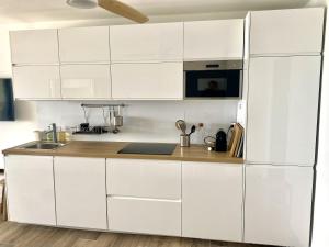 A cozinha ou kitchenette de Appartement Elida vue mer