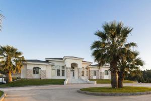 Photo de la galerie de l'établissement Crown Royal Luxury Villa Estates, à Rhodes