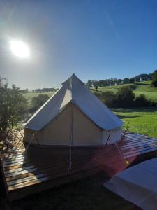 Příroda nedaleko luxury tent