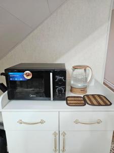 Guest House Tenir Too的厨房或小厨房