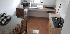 Kuchyň nebo kuchyňský kout v ubytování LeBovallon B&B