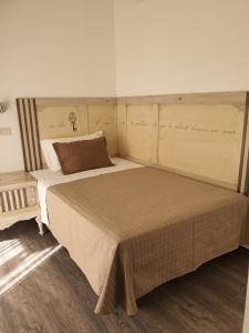Postel nebo postele na pokoji v ubytování Hotel Villa Esedra