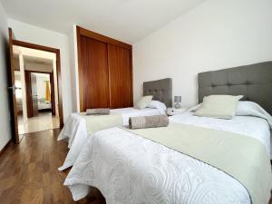 Posteľ alebo postele v izbe v ubytovaní FTV Holidays Homes + 37 fotografií