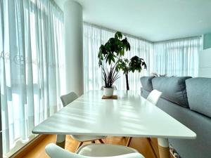 Fotografia z galérie ubytovania Apartamento peatonal, Lujosamente acogedor v destinácii Boiro