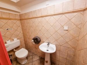 Bagno di Unique City Hostel 100 meters from Beach