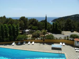 Photo de la galerie de l'établissement Apartamentos Cala Llevado, à Tossa de Mar