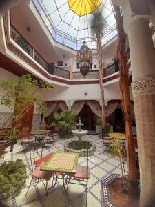 Riad Chennaoui餐厅或其他用餐的地方