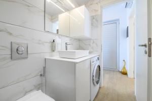Φωτογραφία από το άλμπουμ του Hyacinthus Executive Suite 5 Min to BEACH στην Κω Πόλη +44 φωτογραφίες