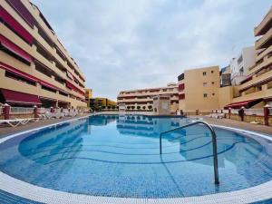 Fotografia z galérie ubytovania Cozy beachfront flat with pool & panoramic sea view terrace v destinácii Puerto de Santiago