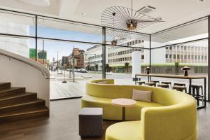 Posezení v ubytování Super 8 by Wyndham Koblenz