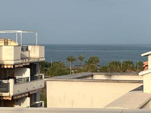 Fotografia z galérie ubytovania PLAYA ALMENARA ATICO DUPLEX VISTAS AL MAR Y MONTAÑA WIFI,PISCINA a v destinácii Almenara