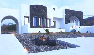 תמונה מהגלריה של Four Levels Villa באימרוביגלי