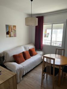 Posedenie v ubytovaní Apartamento Arenas