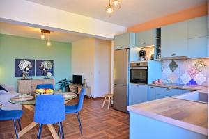 Kuchyňa alebo kuchynka v ubytovaní Great sea view apartment kokkini hani