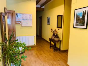 Fotografia z galérie ubytovania Hostal La Serna v destinácii Potes