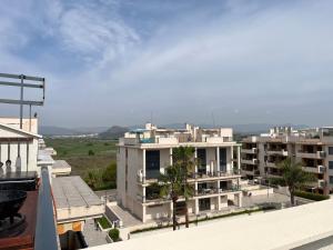 Fotografia z galérie ubytovania PLAYA ALMENARA ATICO DUPLEX VISTAS AL MAR Y MONTAÑA WIFI,PISCINA a v destinácii Almenara