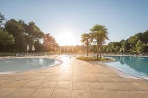 Der Swimmingpool an oder in der Nähe von Résidence Pierre & Vacances Le Domaine de Gascogne