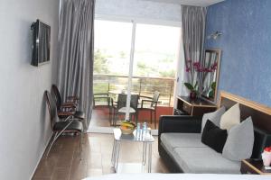 Część wypoczynkowa w obiekcie Hôtel Belle Vue et Spa