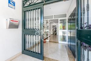Fasada lub wejście do obiektu APARTAMENTO VACACIONAL A 10 MIN PUERTO DE BENALMADENA Y LA CARIHUELA PISCINA PLAYA PARKING GRATIS