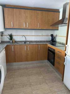 Kuchyňa alebo kuchynka v ubytovaní NUEVO Apartamento en Jávea