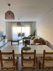 Posedenie v ubytovaní NUEVO Apartamento en Jávea