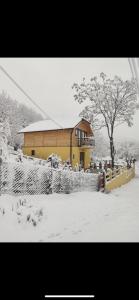 Galeriebild der Unterkunft Green House Latin Grad in Vrmdža