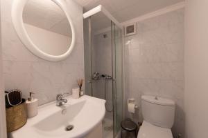Bagno di Villa VERA - private villa for 8 guests with pool