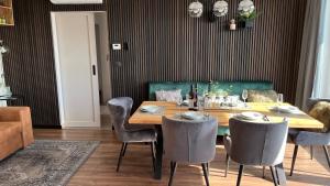 Posezení v ubytování Top Design Apartment