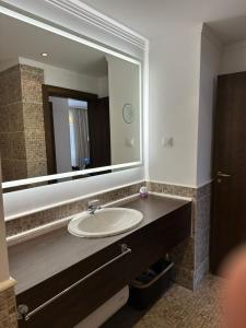 Koupelna v ubytování Hotel Barcelo Royal Beach - Apartaments