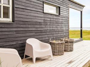 Gallery image of 6 person holiday home in Juelsminde in Sønderby