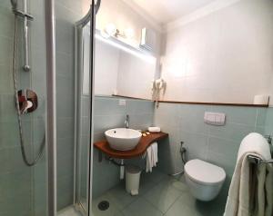 Koupelna v ubytování Altavilla Albergo meublé