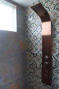 Ett badrum på Glamping en Granja Campo Hermoso