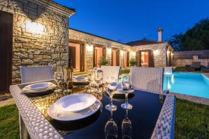 Gallery image of Astarte Villas - Kyveli Luxurious Private Villa in Zakynthos Town +19 photos