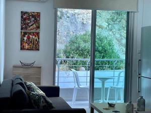 Imagen de la galería de Modern 1 bed flat & pool, en Limassol