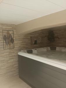 Fotografia z galérie ubytovania Mimilou Mont St Loup piscine privée v destinácii Agde