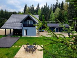 En have udenfor Cabana Brazilor