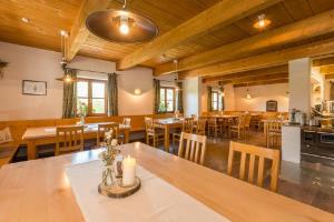 Restaurace v ubytování GutsAlm Harlachberg