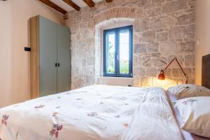 Postel nebo postele na pokoji v ubytování Circle Rooms
