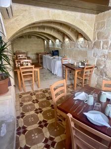 Restaurace v ubytování Ta Pinu Guesthouse