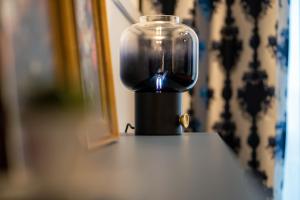 Фотография из галереи Designer Loft-Ferienwohnung im Zentrum mit Tiefgaragen-Parkplatz, Waschmaschine und Privatterrasse в Лейпциге