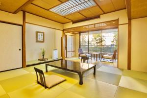 Fotografija v galeriji nastanitve Japanese Onsen Ryokan Kohakuen v mestu Fuefuki