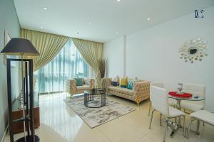 Fotografie z fotogalerie ubytování Luxury Escapes - Brand New 1BR in Dubai Marina - Yacht Bay v Dubaji