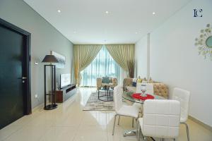 Fotografie z fotogalerie ubytování Luxury Escapes - Brand New 1BR in Dubai Marina - Yacht Bay v Dubaji