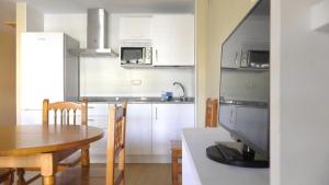 Kuchyňa alebo kuchynka v ubytovaní Apartamentos Satse Moncofa