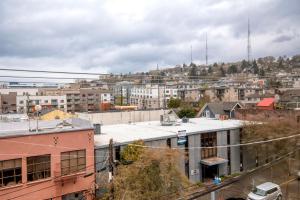 Gallery image of Queen Anne 1br w gym wd lounge roof deck SEA-573 in Seattle