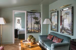 Khu vực ghế ngồi tại Hotel d’Inghilterra Roma – Starhotels Collezione